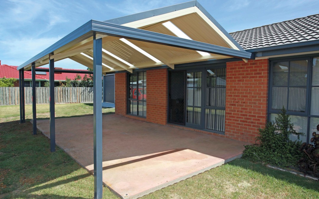 Stramit Sunset roof sheeting with translucent skylights in Gable Roof verandah